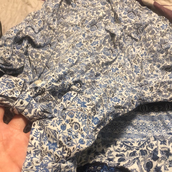 Nine West shirt - Picture 2 of 4